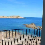 Miramare ايزولا روسا